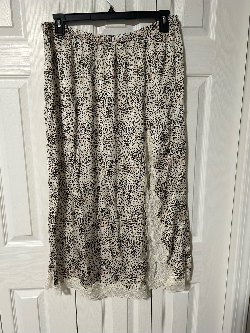 aerie satin slip midi maxi slit lace trim skirt cheetah leopard print cream xl - Picture 3 of 7